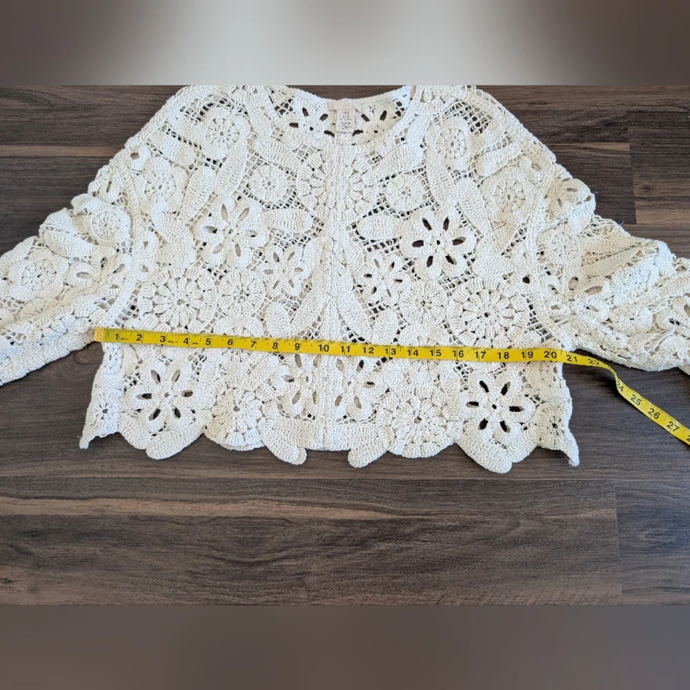 H&M Crochet Top